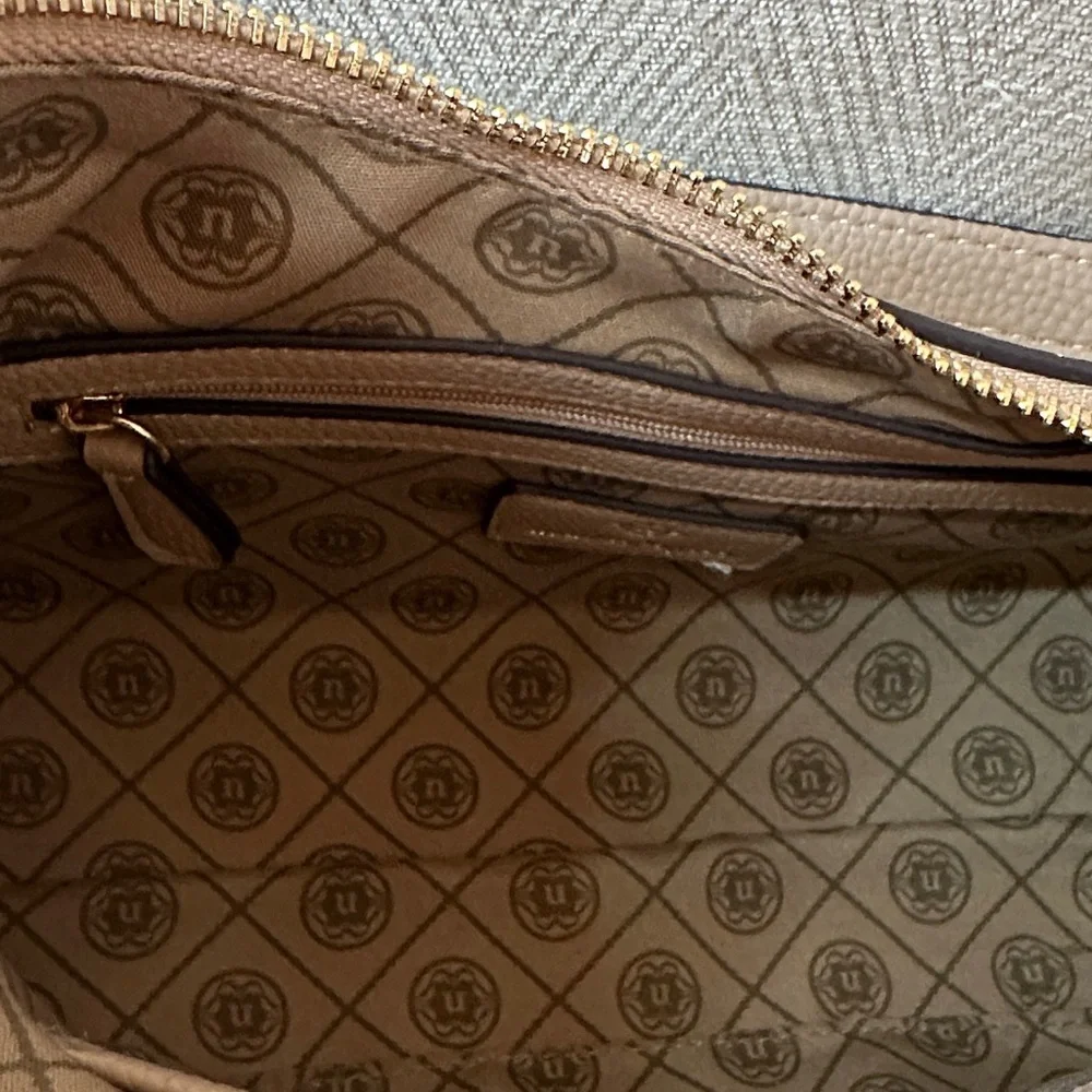 Nanette Lepore Beige Shoulder Bag with Gold Chain